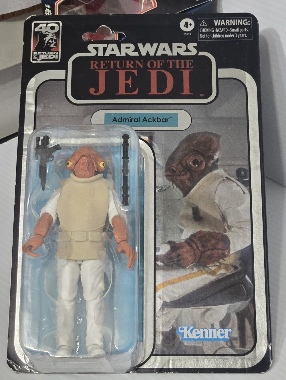Star Wars Admiral Ackbar Action Figure - White & Tan